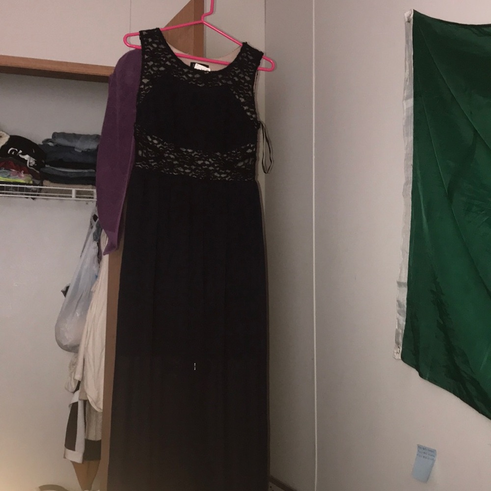DRESS - Picture 2 of 4